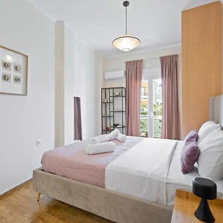 Georginas In Center * Chania (Crete)