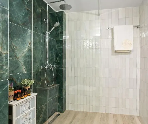 Appartement Georginas In Center