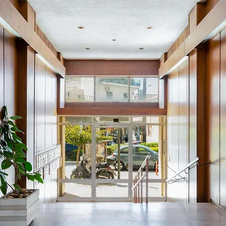 Georginas In Center خانيا